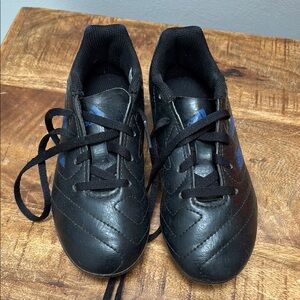 Kids Black Soccer cleats 13K